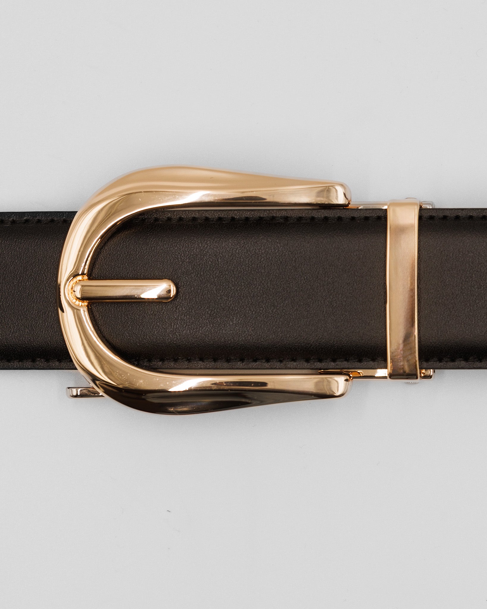 Casual Feminine | Spænde