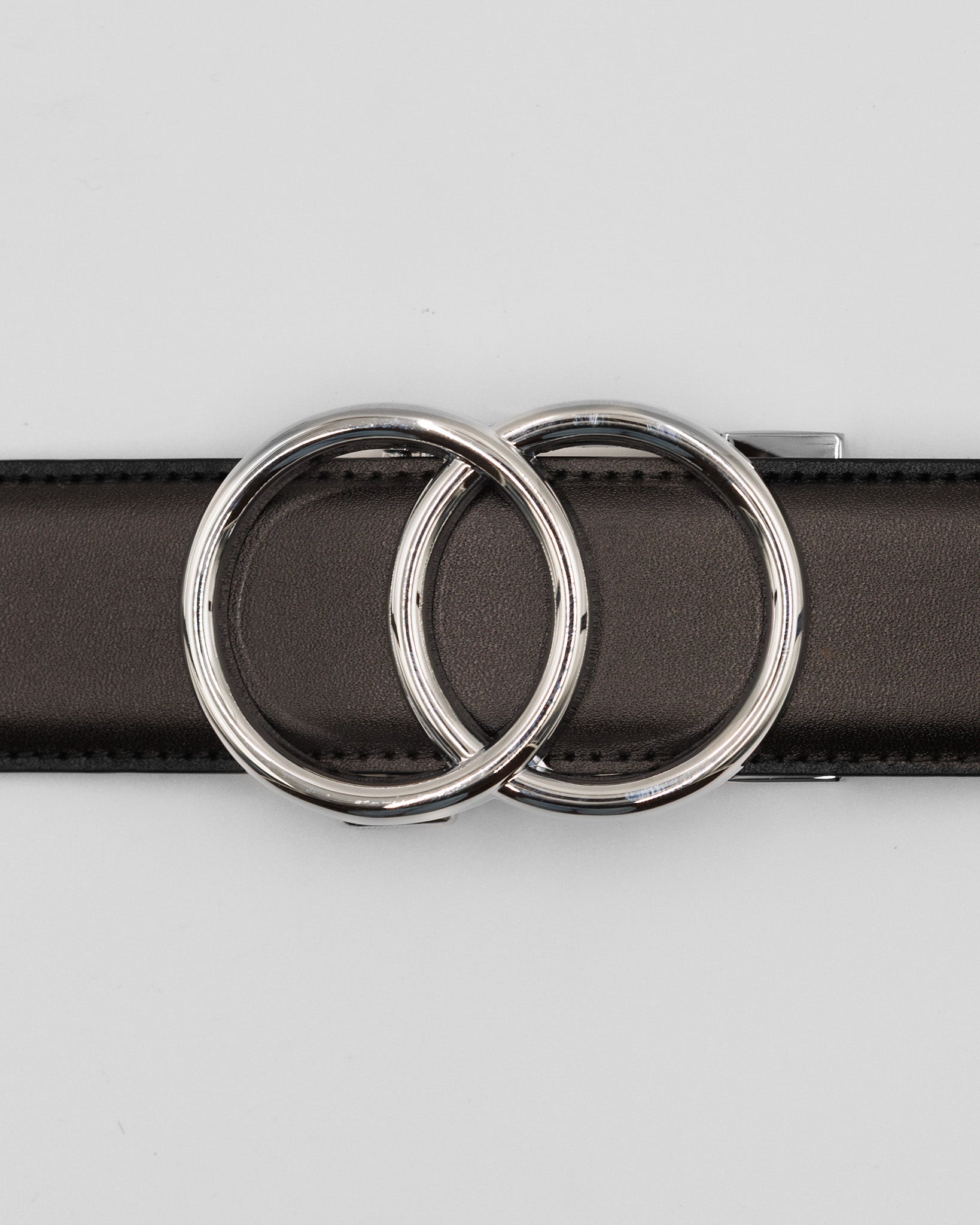 Modern bæltespænde i sølv til damebælte