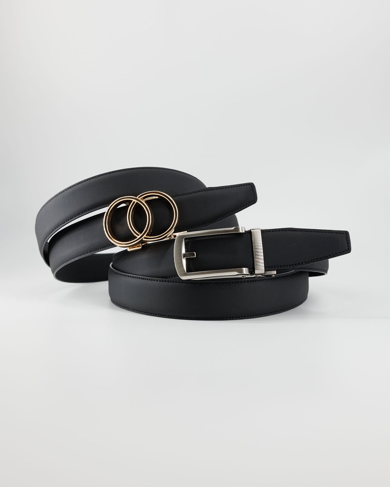 Base Love-pakke med mat sort læderbælte til dame og herre i full-grain læder